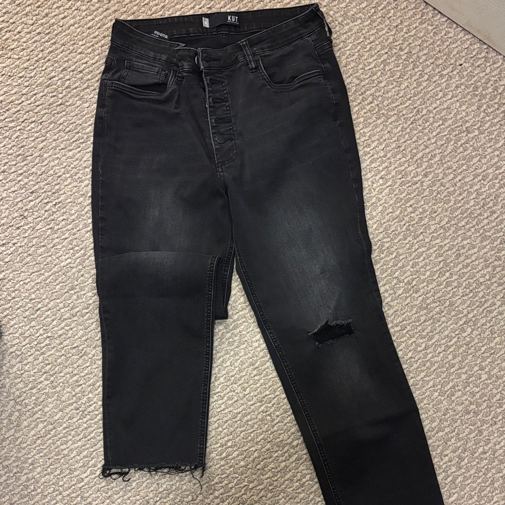 Black Distressed Jeans